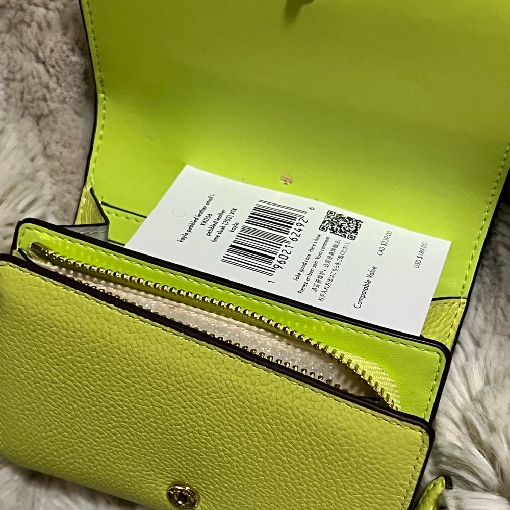 Kate Spade Kayla L-zip wallet in color Lime slushy - Picture 6 of 9